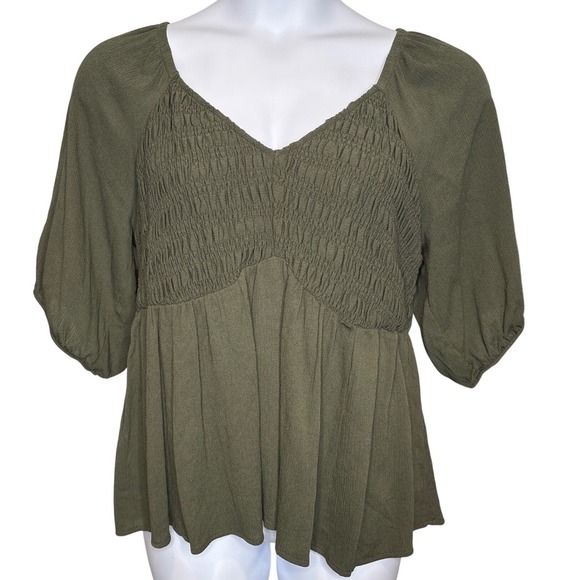 torrid Tops - Torrid Womens Olive Green Smocked Puff Sleeve Top Size 1X Boho Flowy Romantic